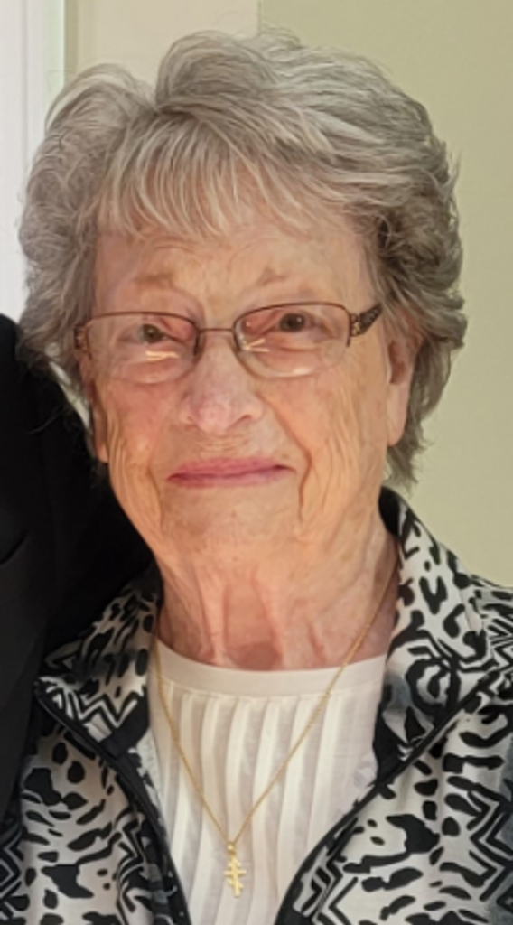 Betty Lou Rohozen