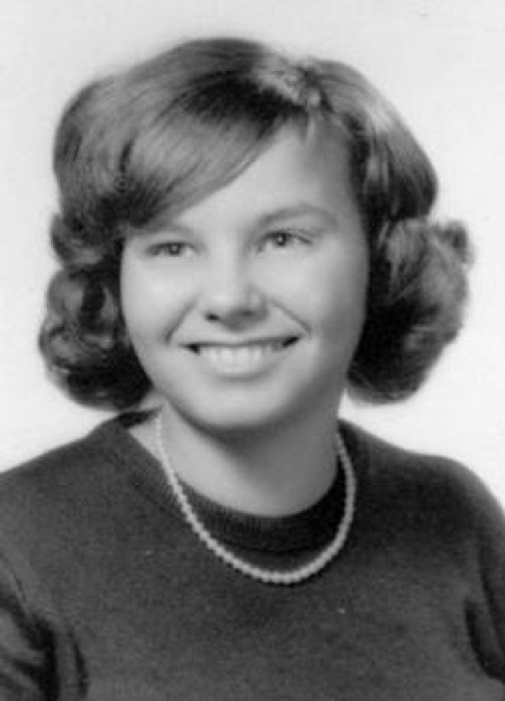 Sandy Louise Reagle Profile Photo