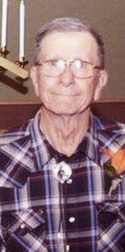 Roger D Comstock