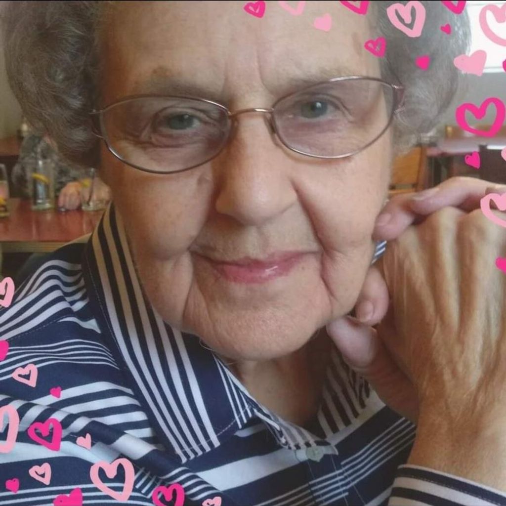 Dorothy Lynn Bugh (Savage)