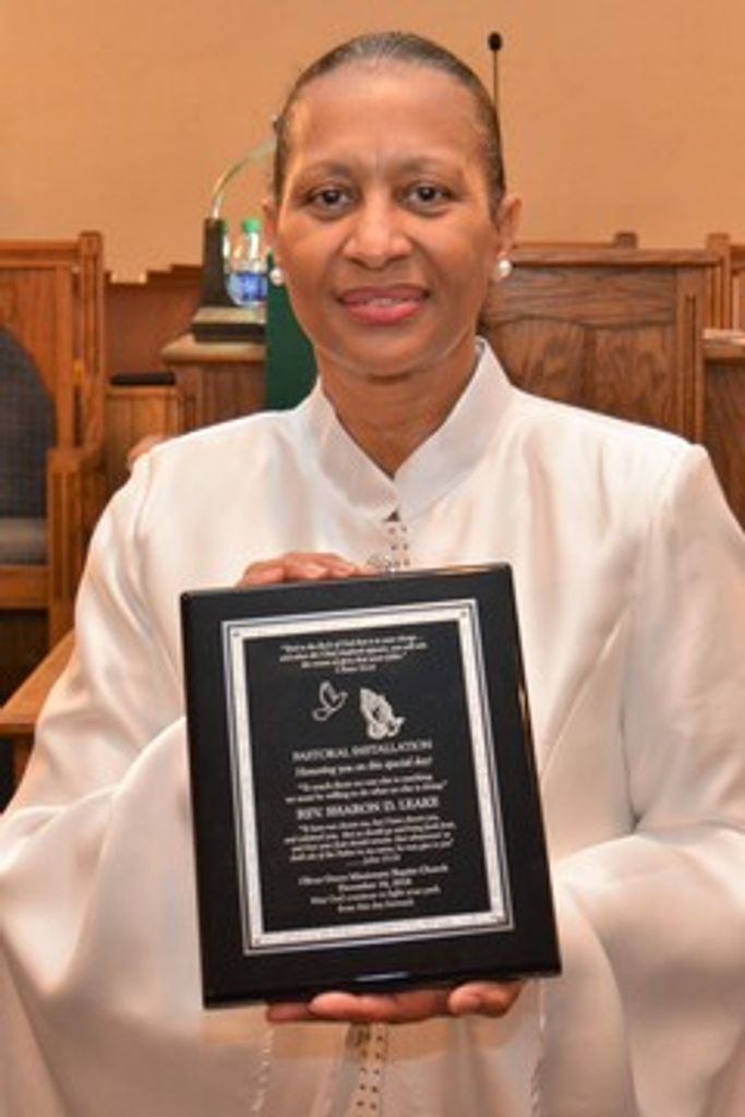 Pastor Sharon Laverne (Dockery)  Leake Profile Photo
