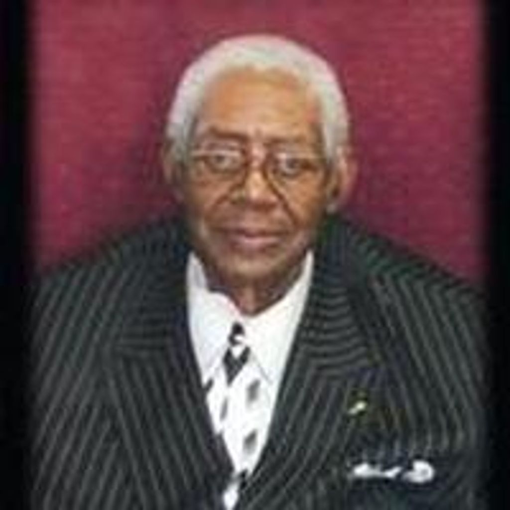 Tommy  Clifton Hunt
