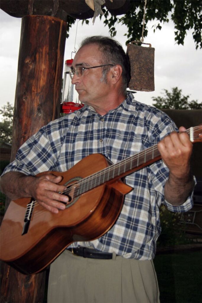 Carlos Gallegos Profile Photo