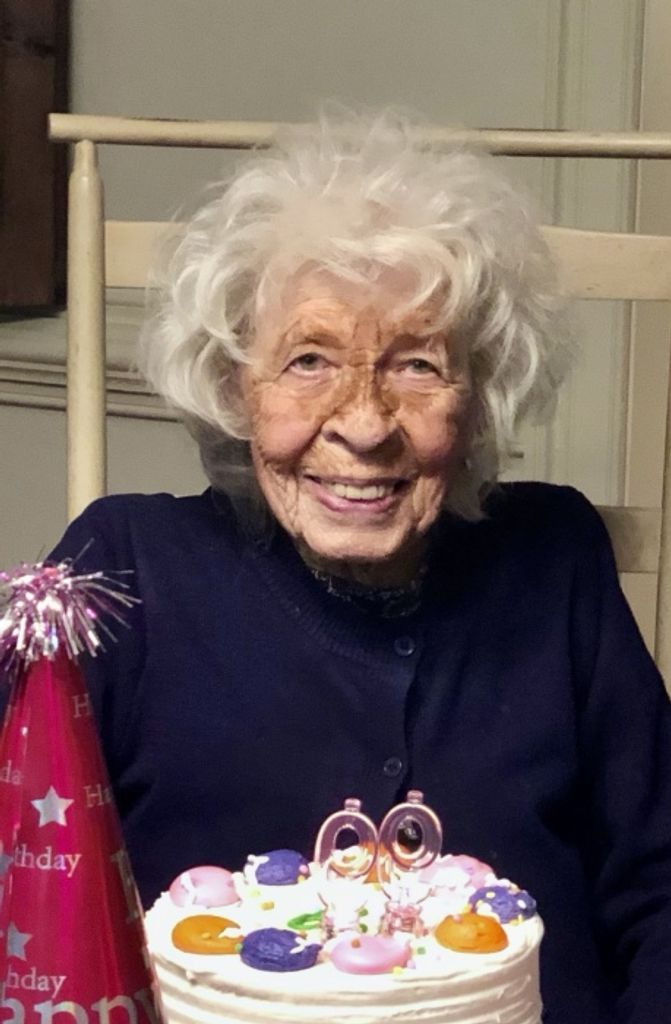 Evelyn L. (Young)  Smith Profile Photo