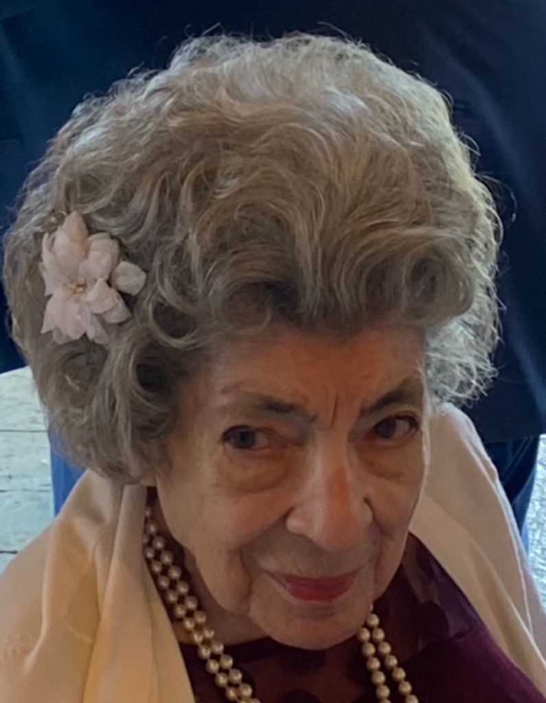 Carolyn Sara Lynch