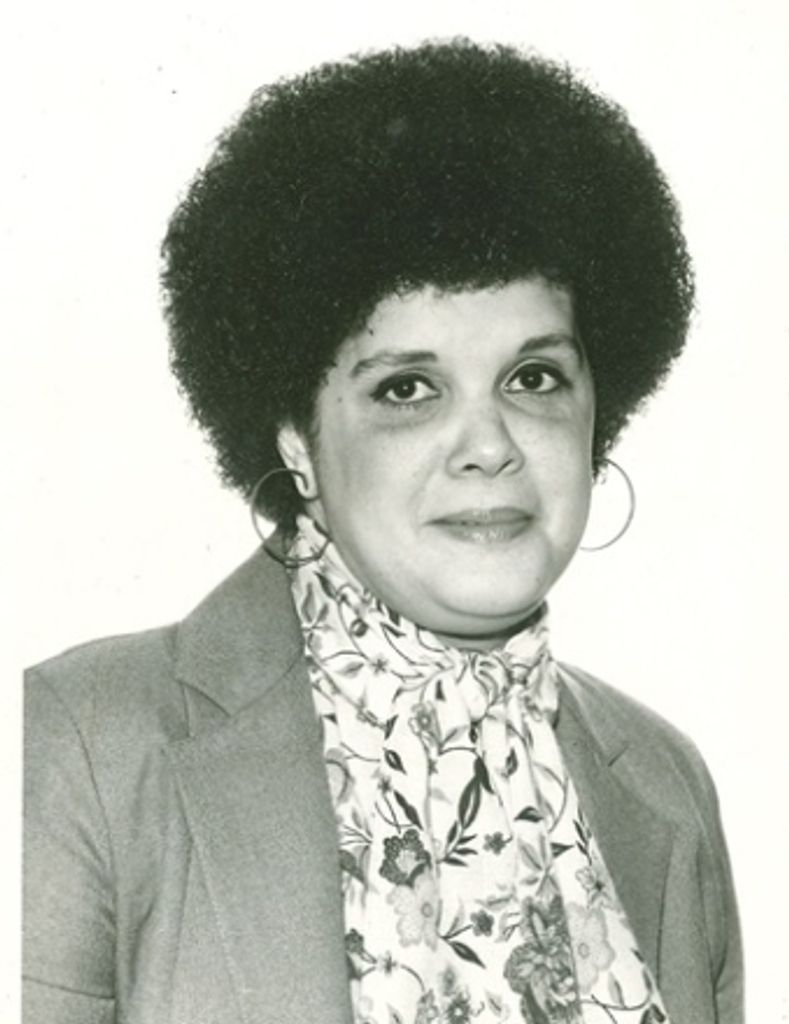Sandra Welcher Holloway Profile Photo