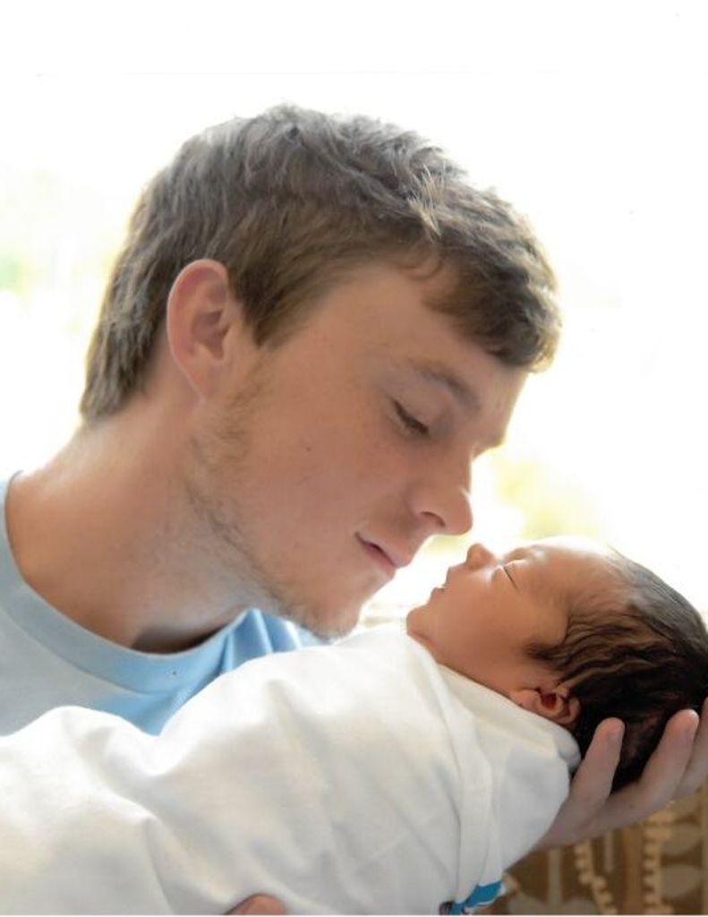 Dustin Allen Moore Profile Photo