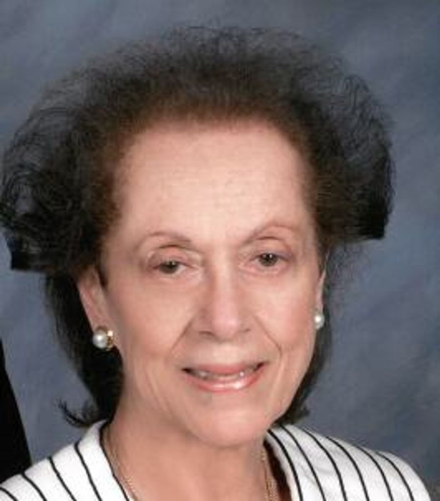 Christine Poulos