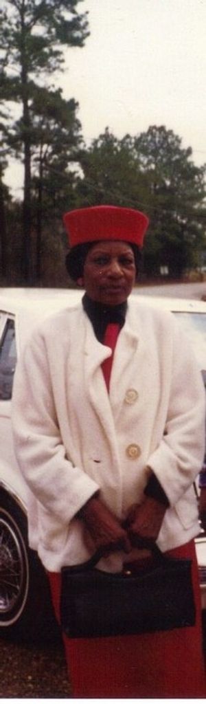 Julia Parham Profile Photo