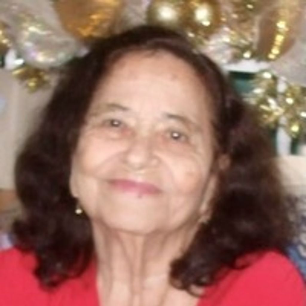 Ana Camacho