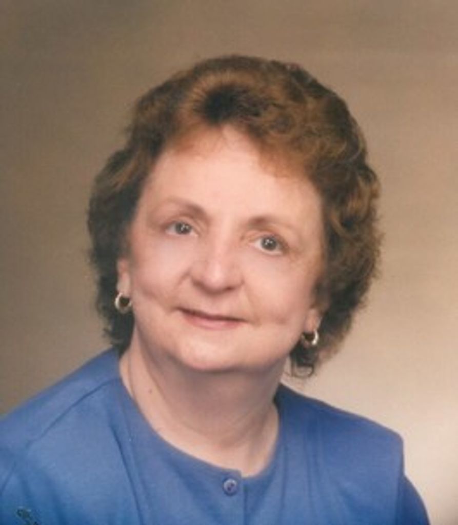 Lorraine Therese Gaines (Wohlitz)