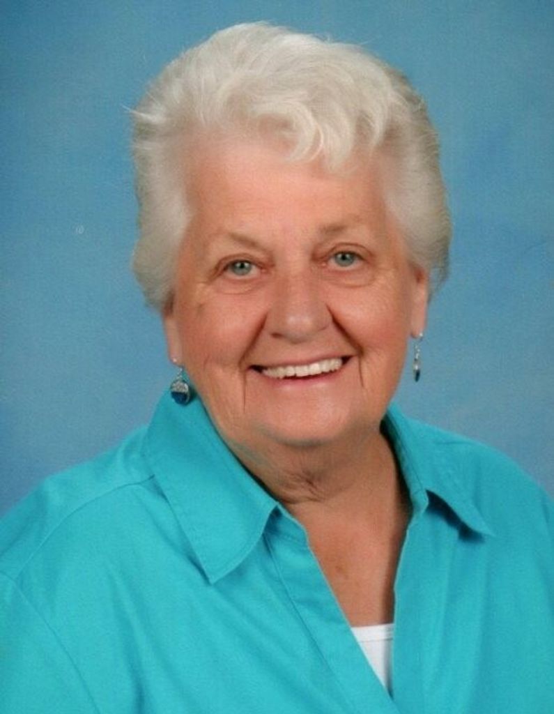 Sylvia "Sue" (Helsley)  Chesser