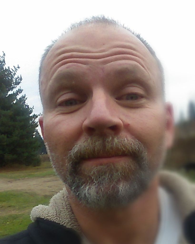 Chris Lee Knight Profile Photo