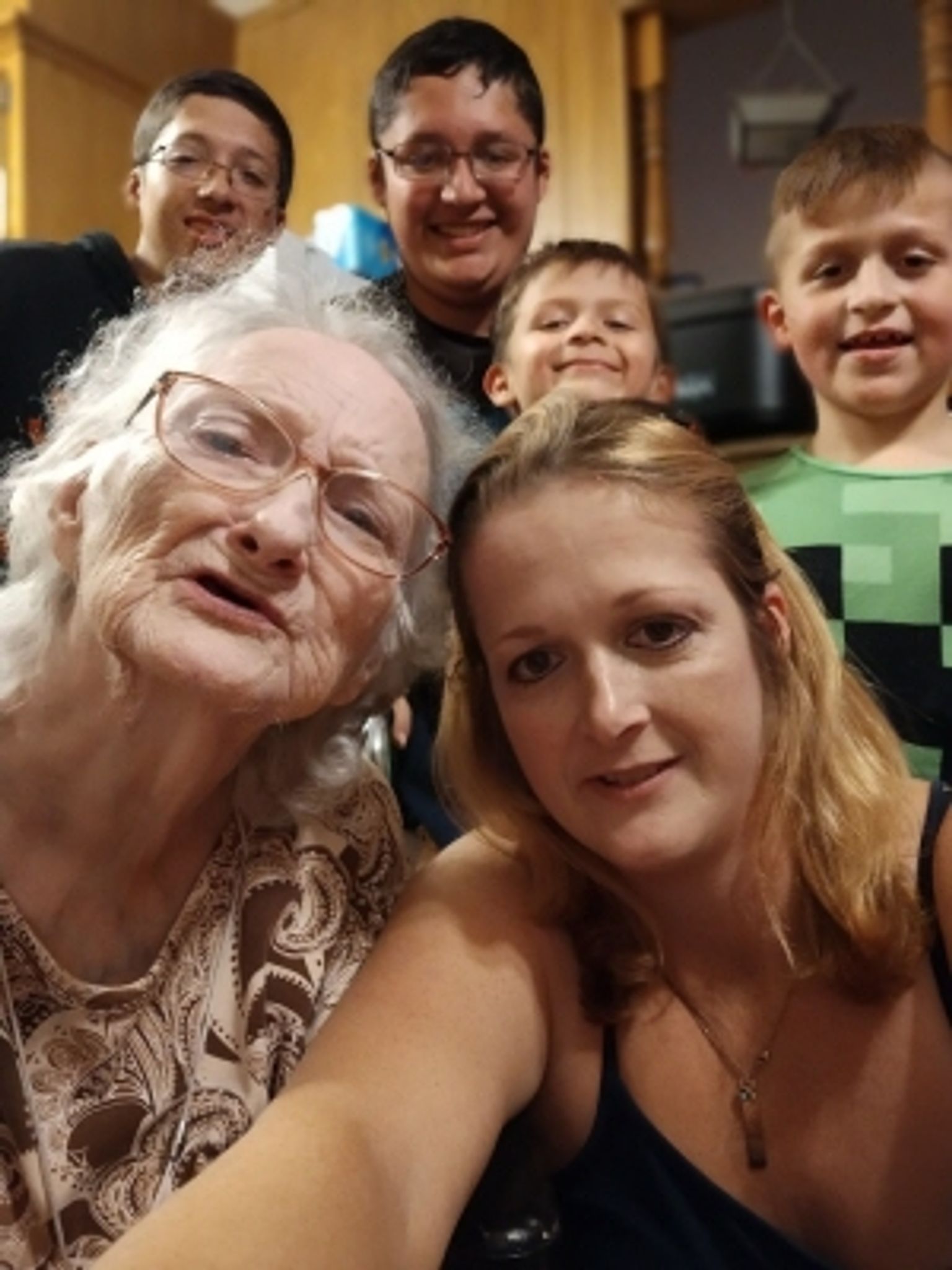 Mary Ellen Patterson Obituary February 15, 2022 - Parks Brothers Funeral  Service