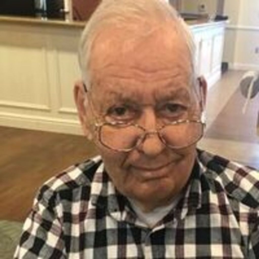 Roman Claude Barnack Profile Photo