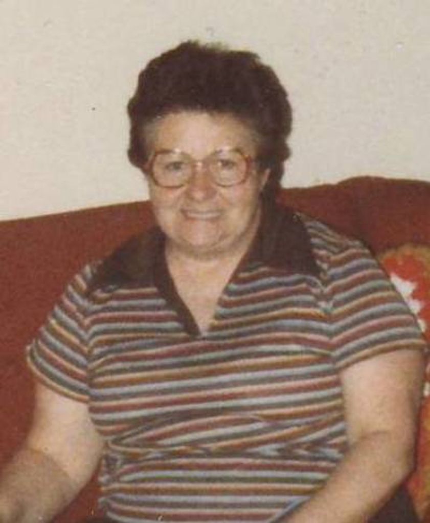 Rose M. Molnar Profile Photo