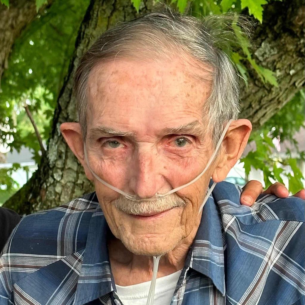 Joe Ellis Profile Photo