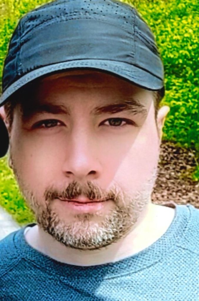 Nicholas Van Kelley Profile Photo