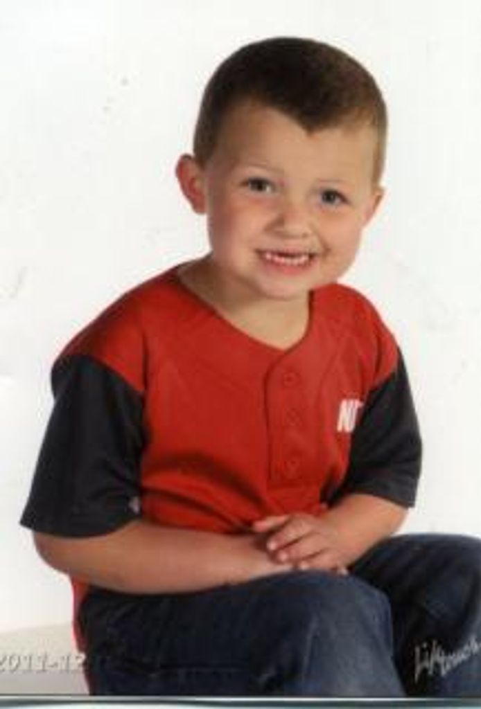 
Nathan
 
Hutt
 Profile Photo