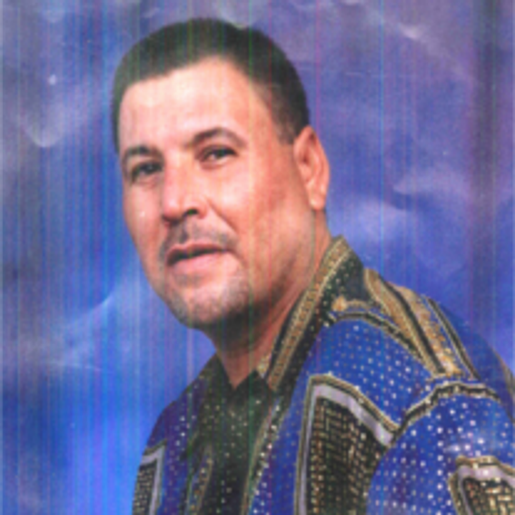 Jose Luis Flores