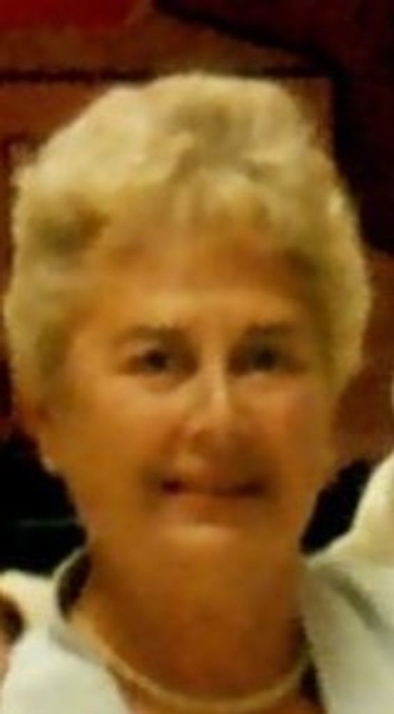 Elizabeth Interthal Profile Photo