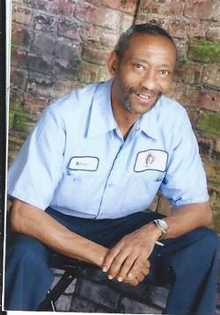 Melvin Oliver Profile Photo