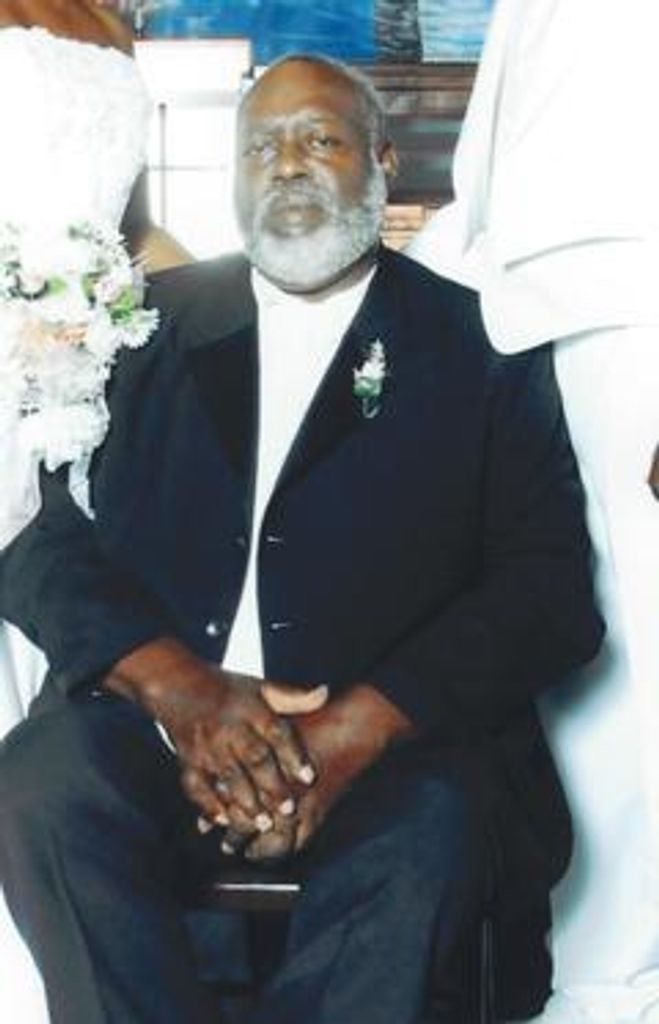 Robert Charles  Smith, Jr. Profile Photo