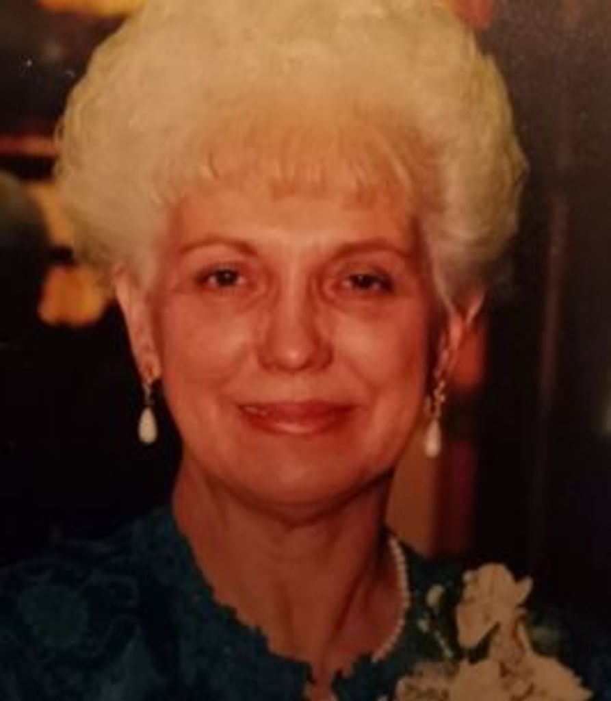 Sara Resenbeck Profile Photo