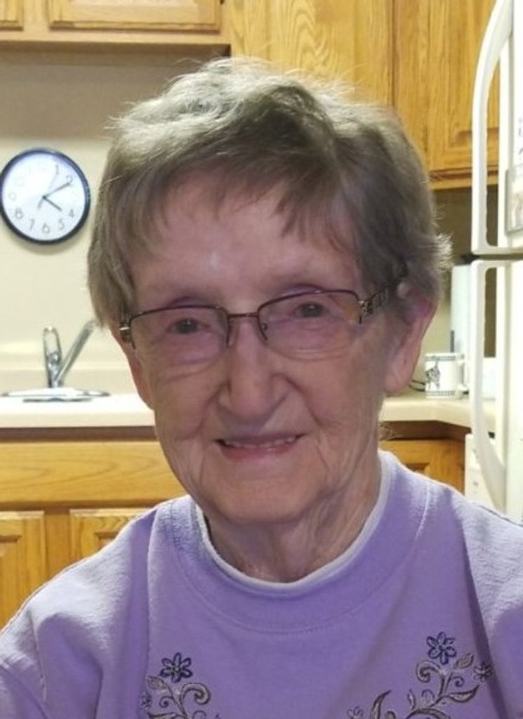 Lois Taylor Profile Photo