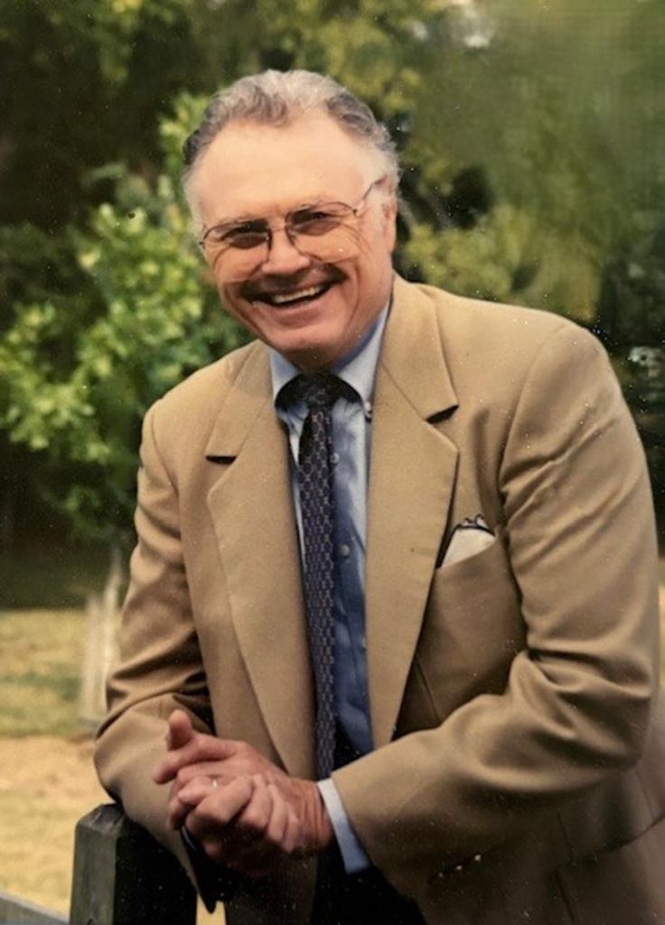Frank Dean Minton Profile Photo