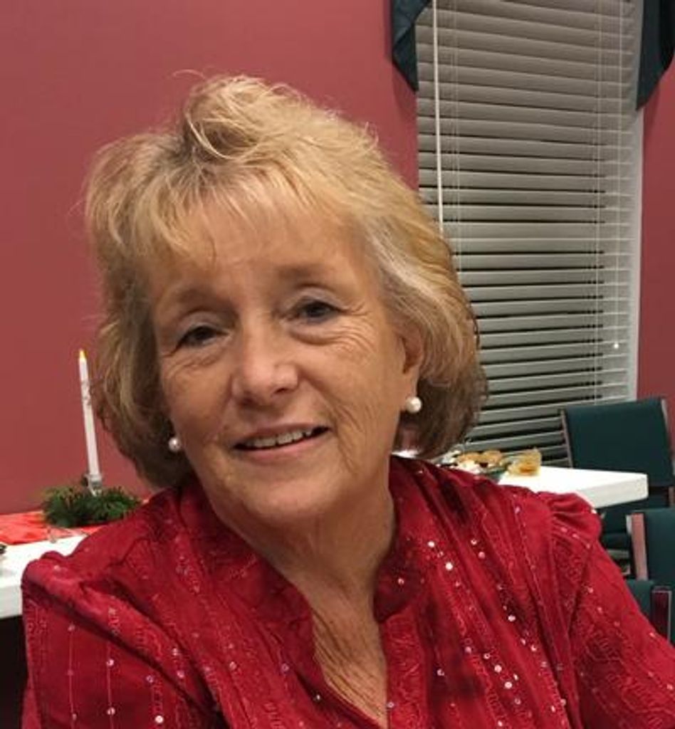 Sandra Eason Holloman Profile Photo