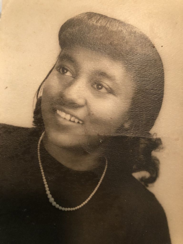 Mrs Angie L. Hagans Profile Photo