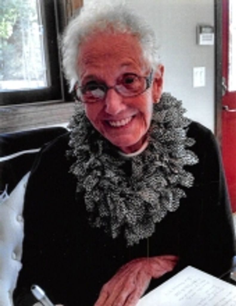 Evelyn  "Lynne" Tofilski