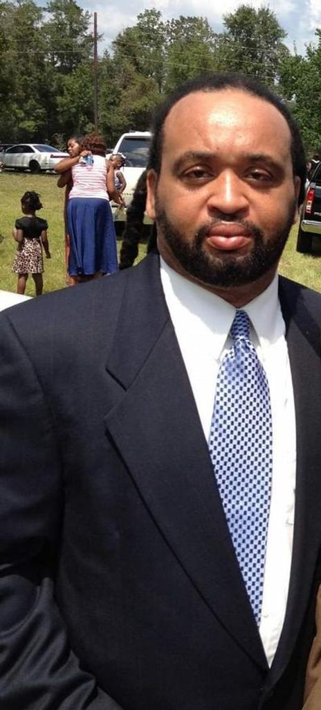 Kenneth R Mcgriggs,Jr.