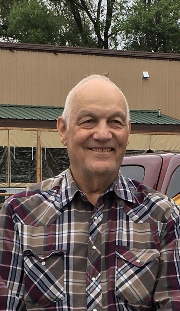 Fredrick Carl Petersen Profile Photo