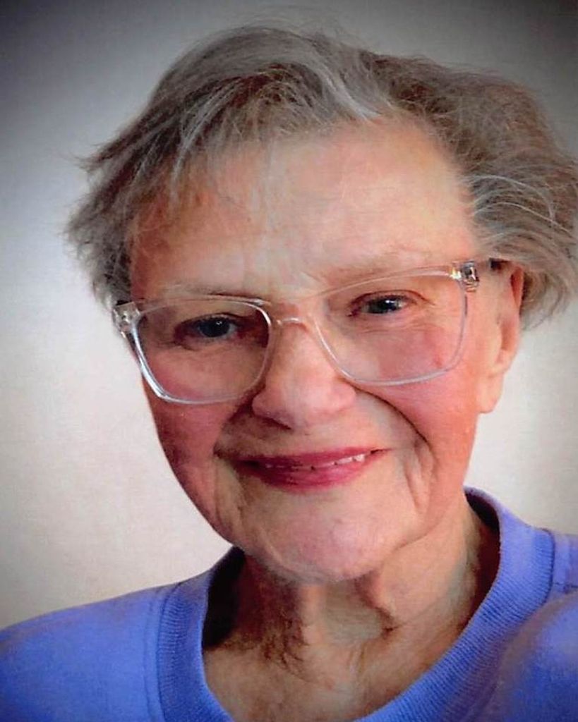 Carolyn J. Stefanelli Profile Photo