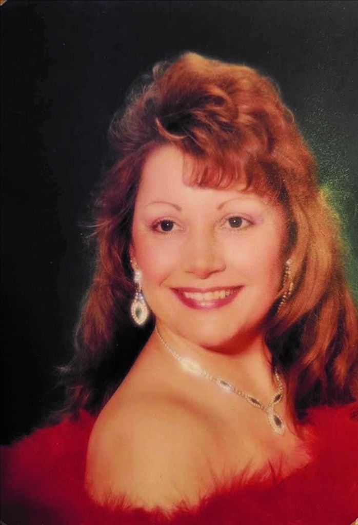 Maria M. Cheverez