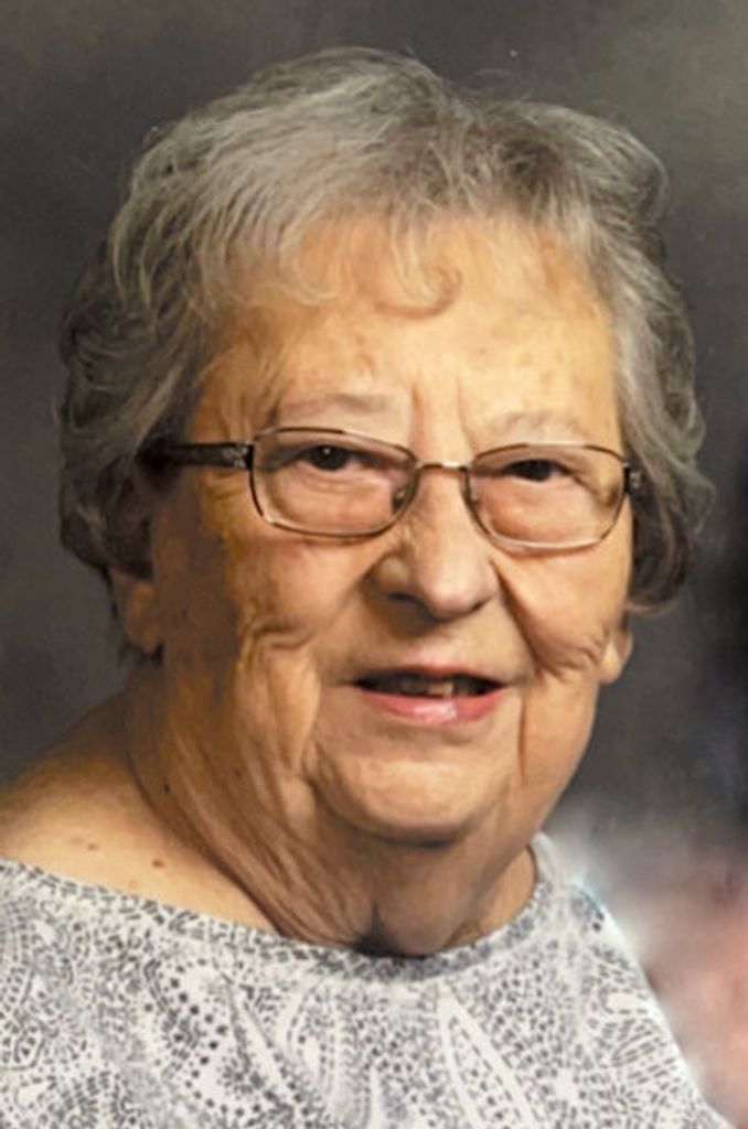 Edna R. (Wiechart)  Wurth