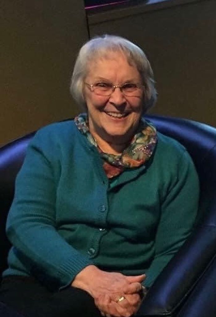 Rosemarie Bate Profile Photo