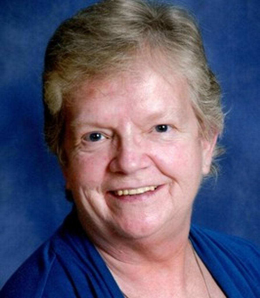 Robin Larsen Profile Photo