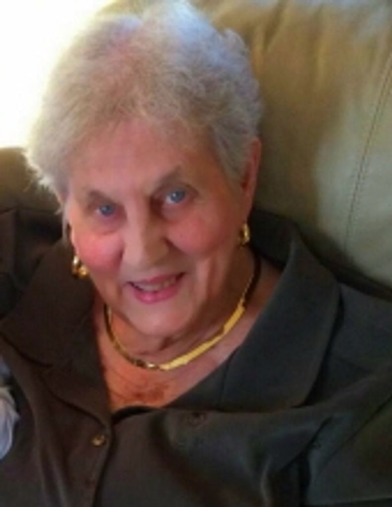 Betty Jo Castillo Profile Photo