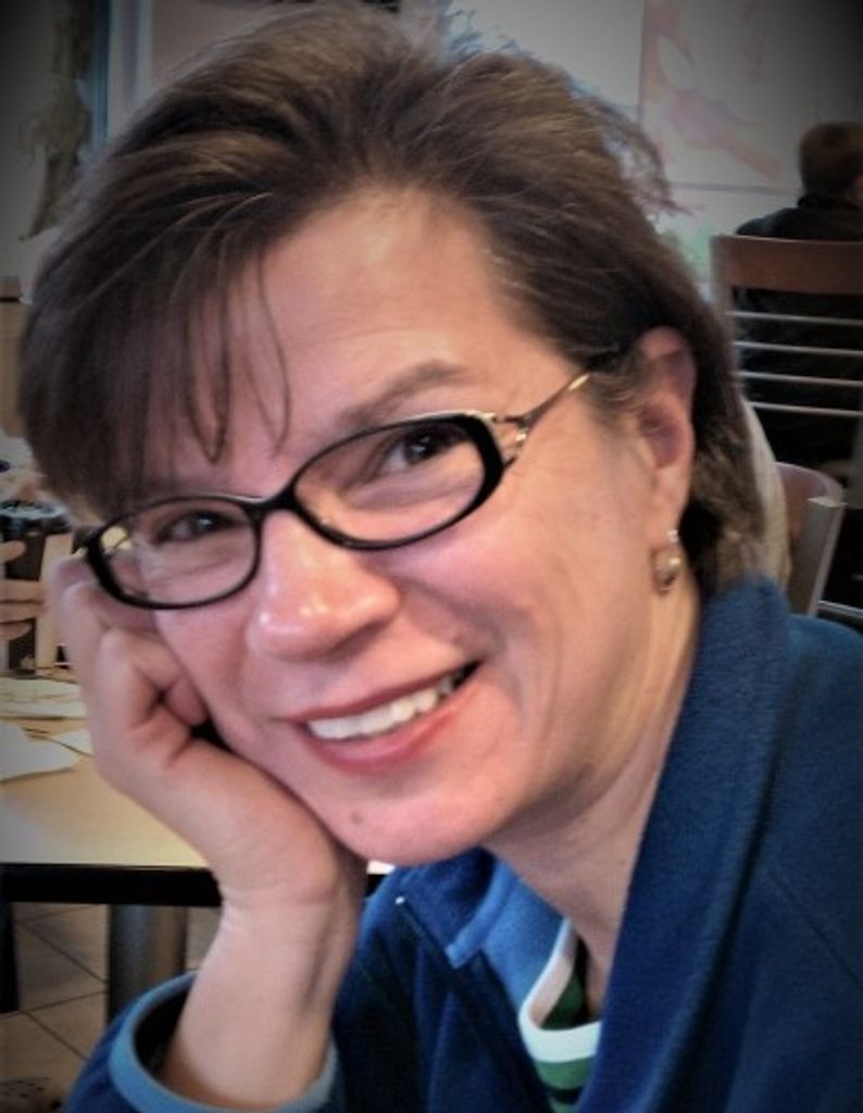 Patricia A. "Trisha" (Chiulli)  Viveiros