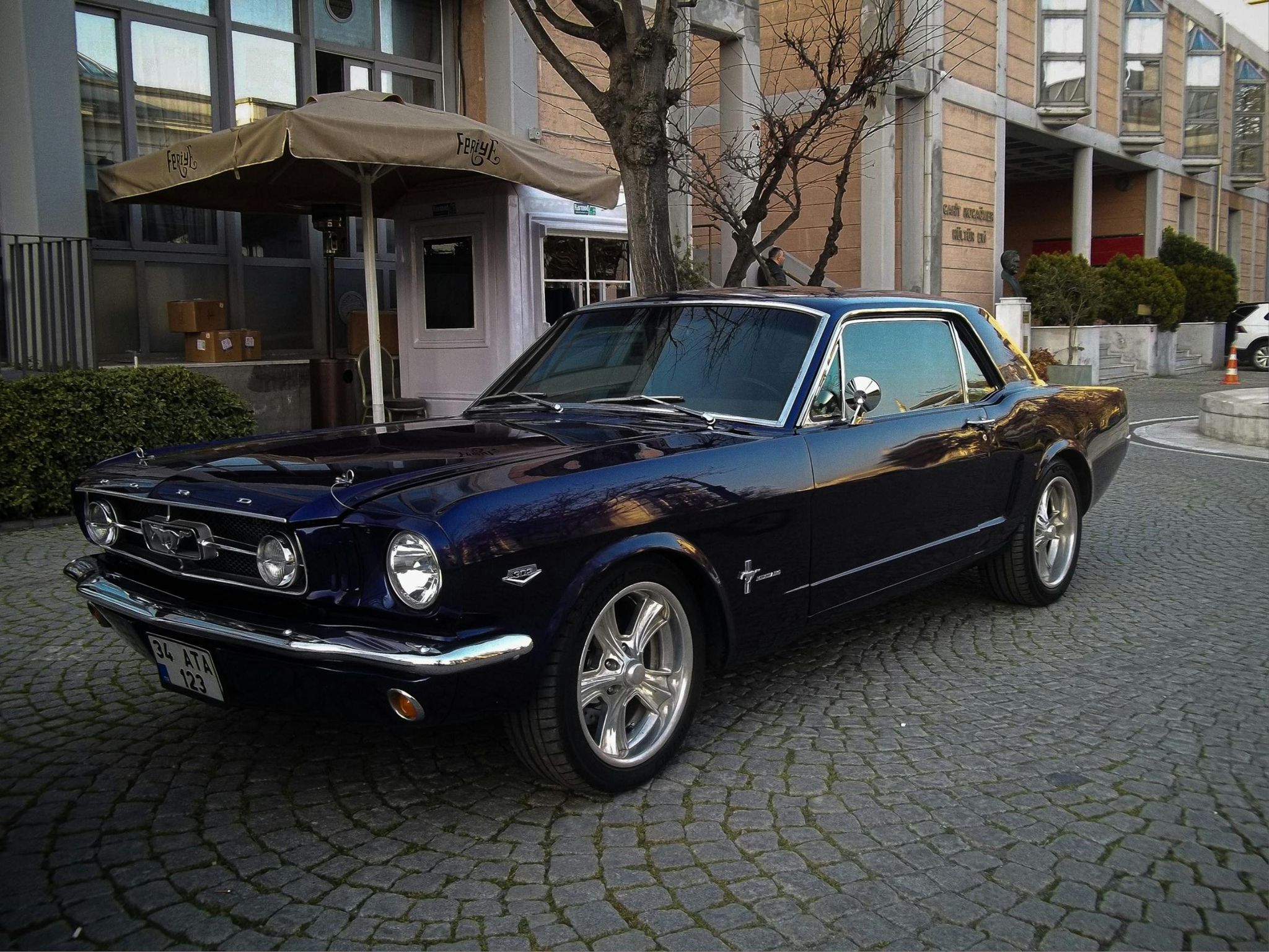 Cover for Darus Gene Hagen's Obituary