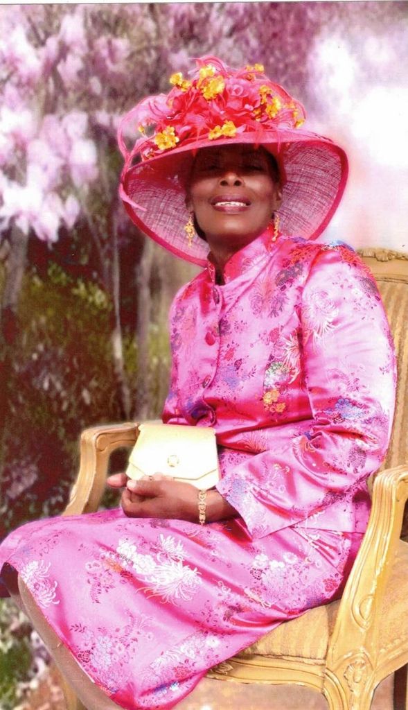 Theresa Arnette Edwards- Pearce Profile Photo