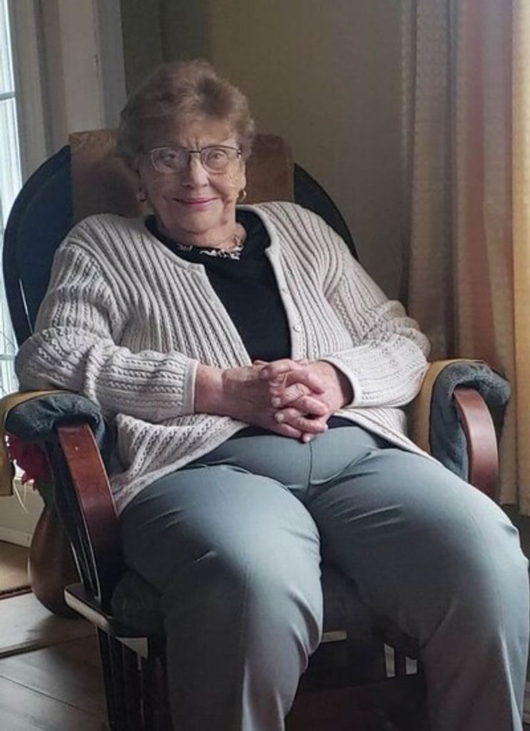 Beatrice Mae Mills Profile Photo