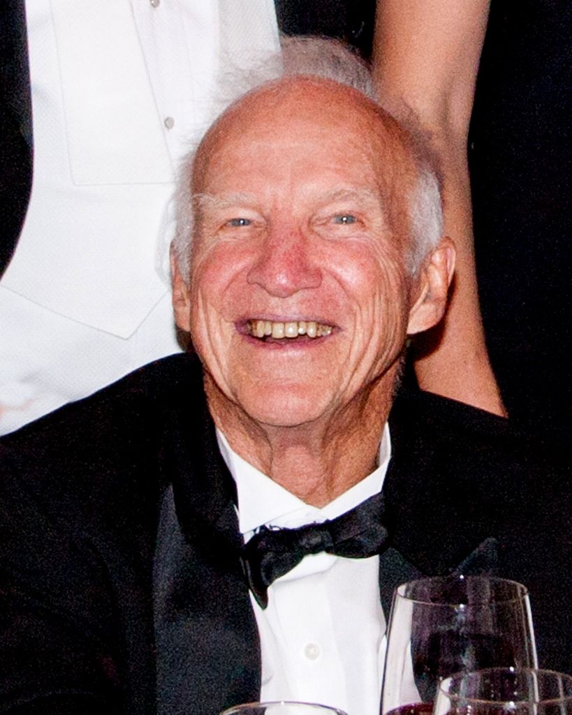 Lysle  Arthur Gust