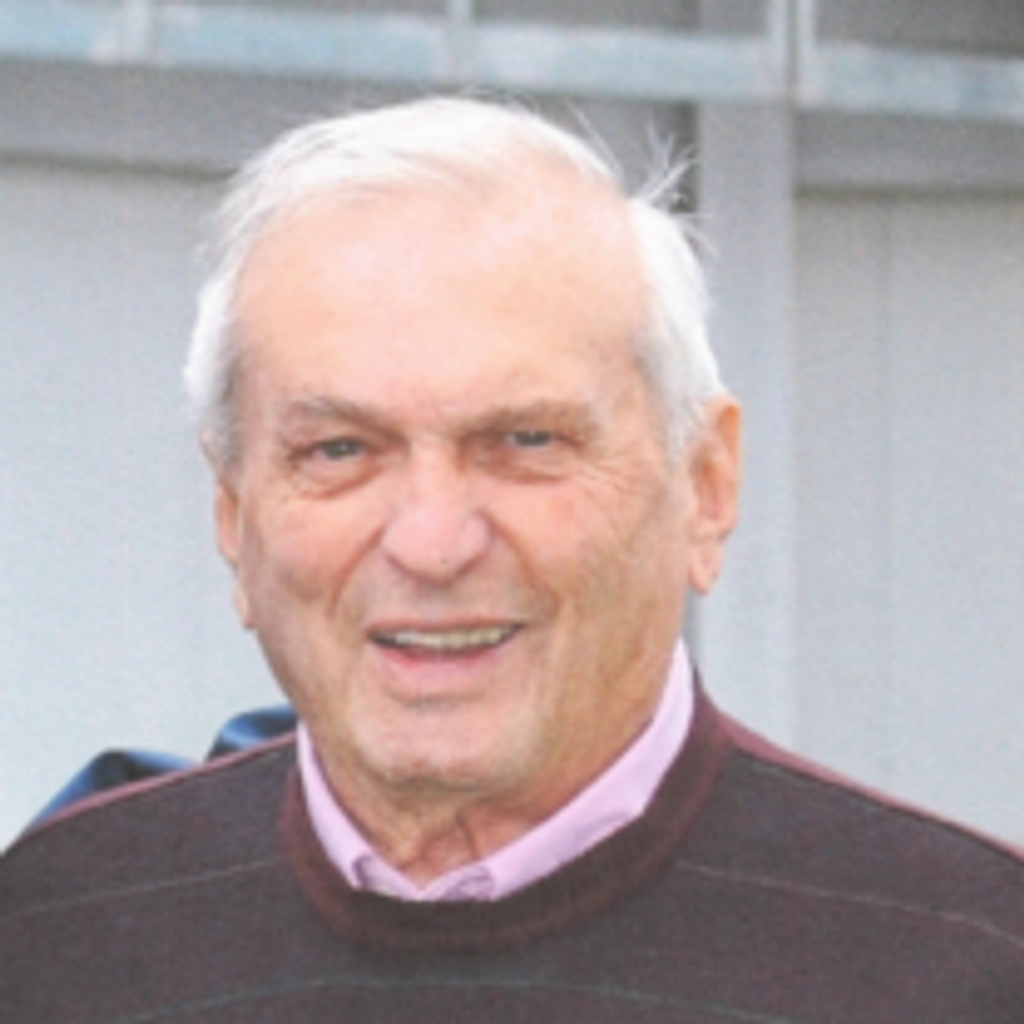 Earl E. Toms