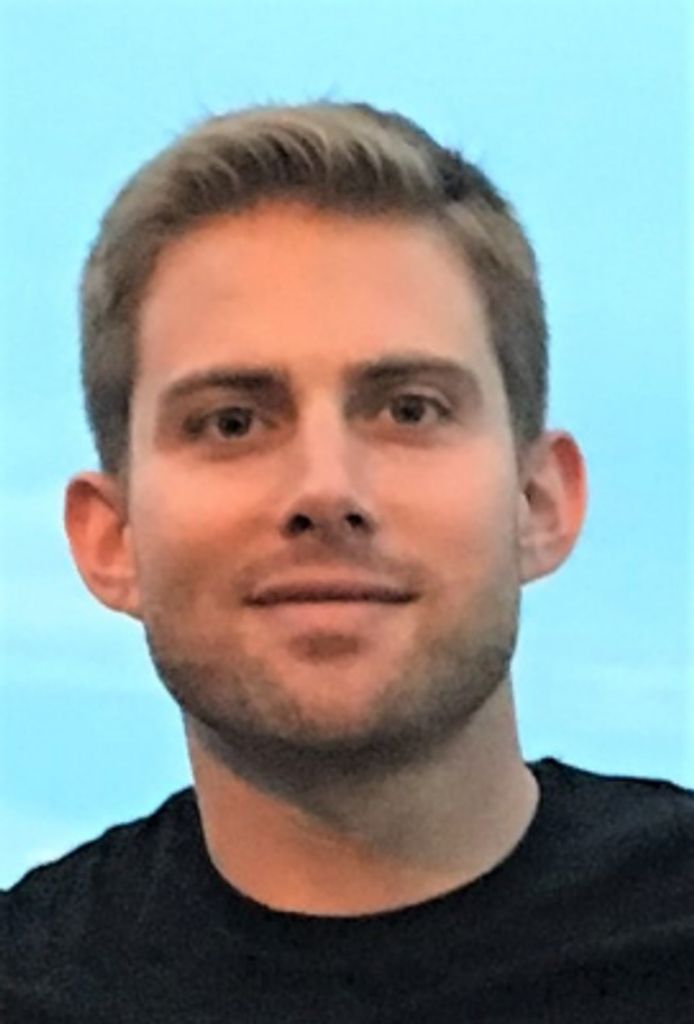 Spencer Quinn Cosby Profile Photo