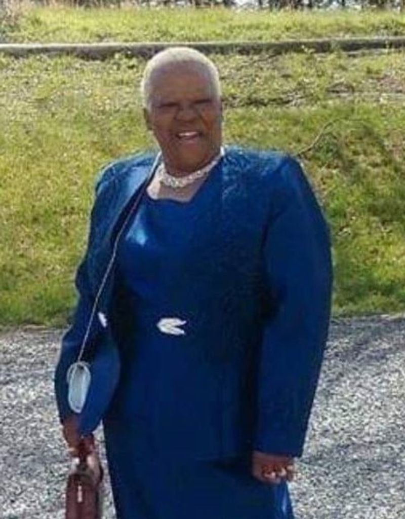 Betty Holmes