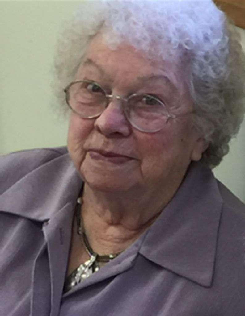 Lola Worley (Gray)
